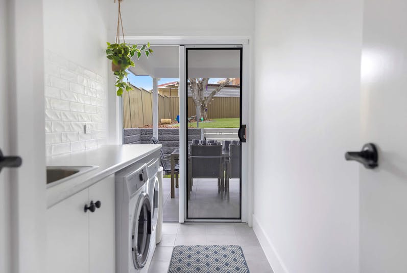 ally-and-ryan-elermore-vale-32