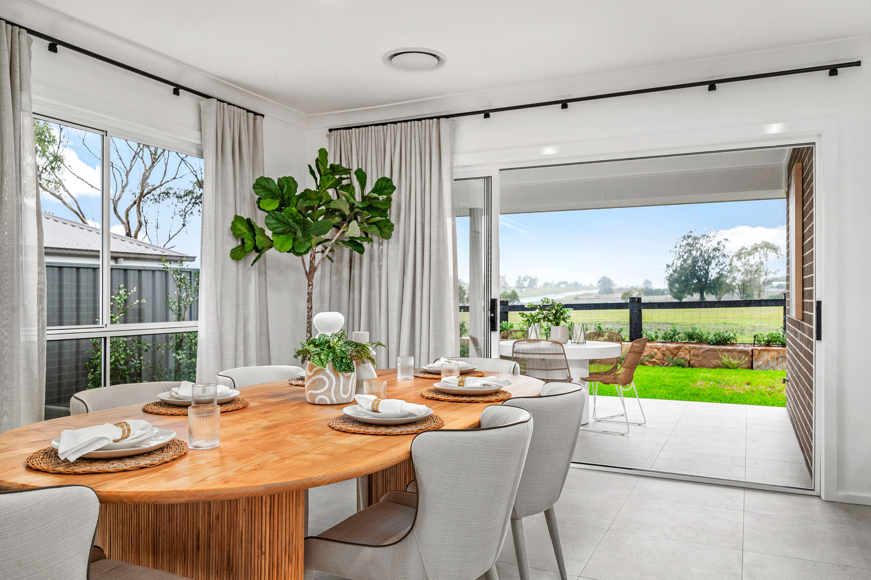 Newport220Lochinvar-16