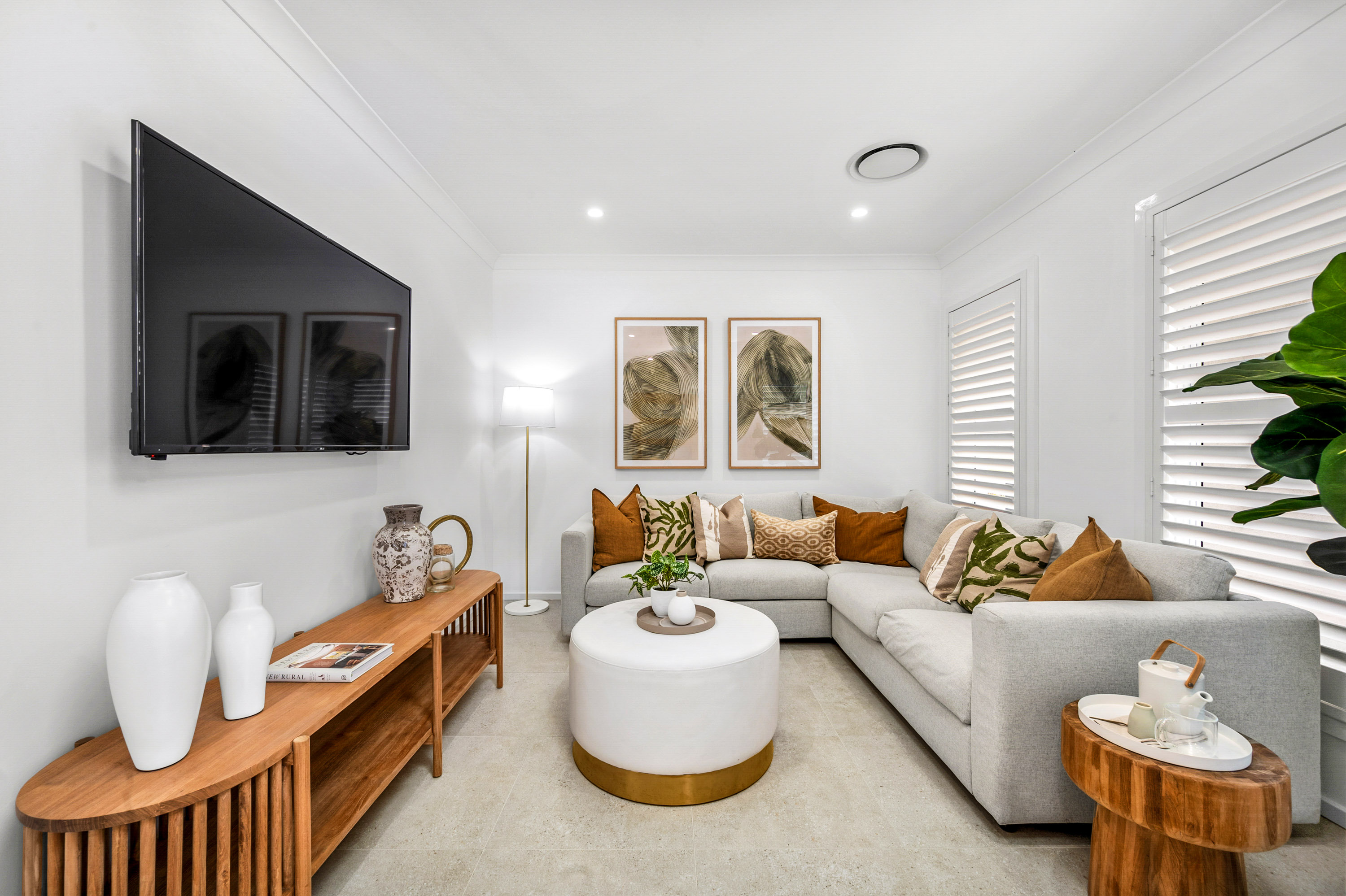 Newport220Lochinvar-2