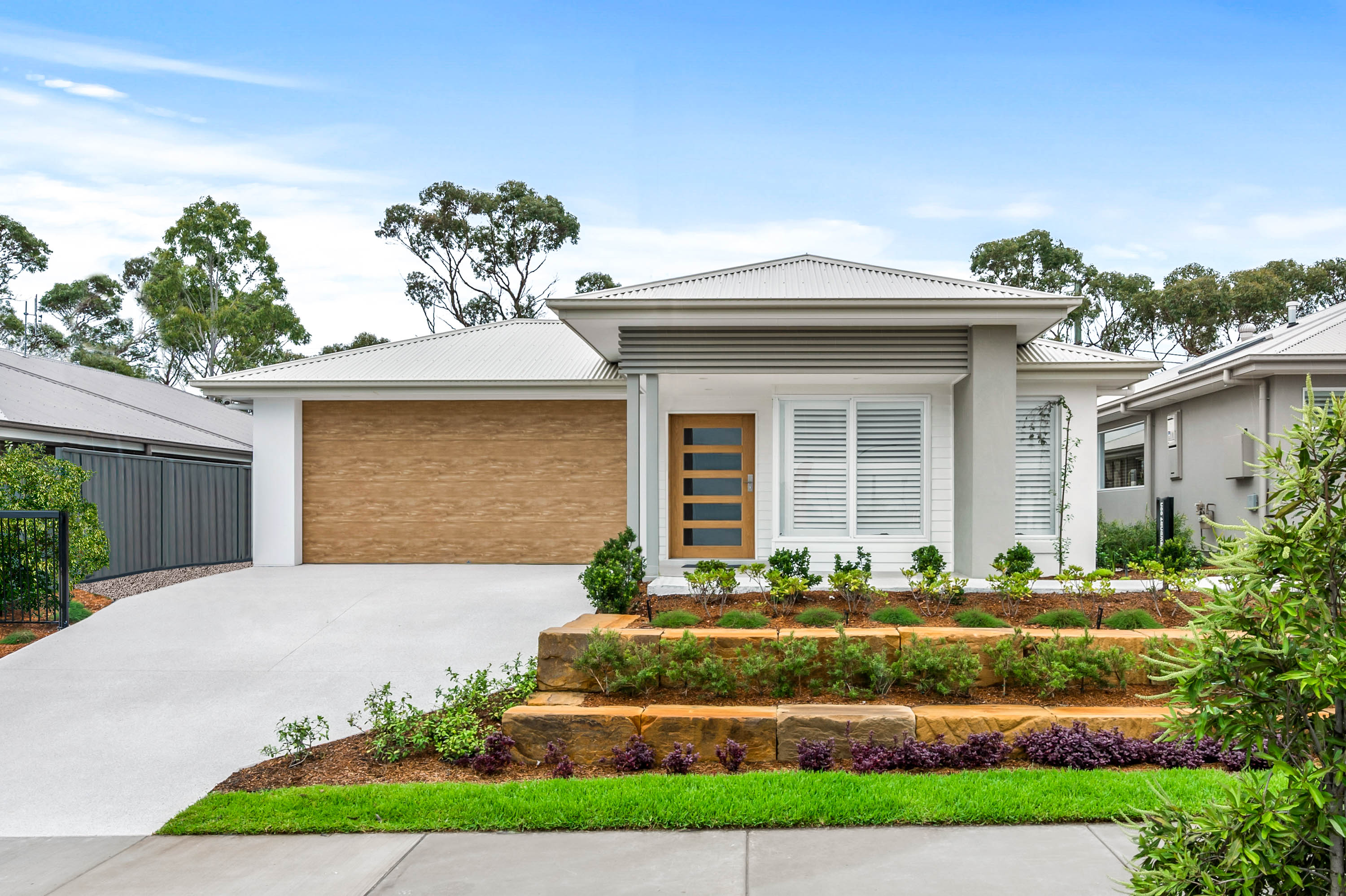Newport220Lochinvar-web-60