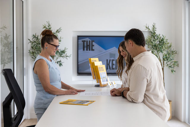 The Crescent bottom image