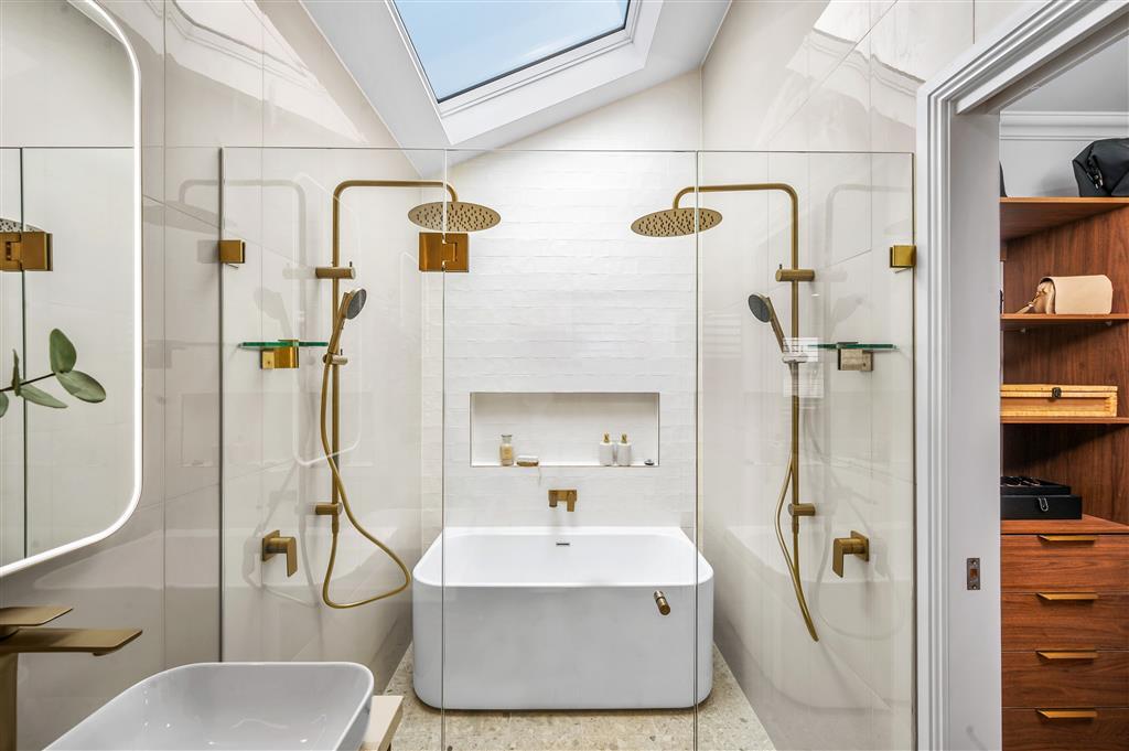 45995-HUNB-ZRBDH-Hunter Homes-Photograph2